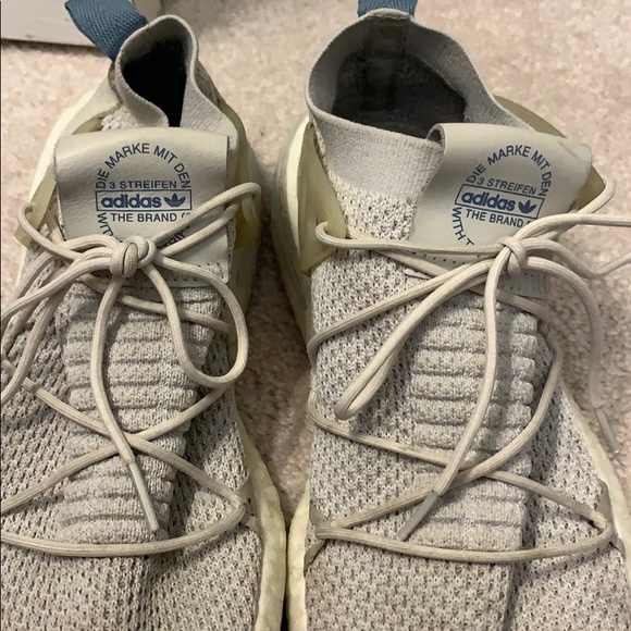 adidas originals beige arkyn sneakers